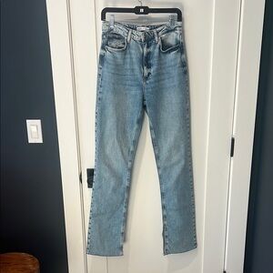 Zara size 6 jeans split hem. Women’s. Great condition. High waisted.